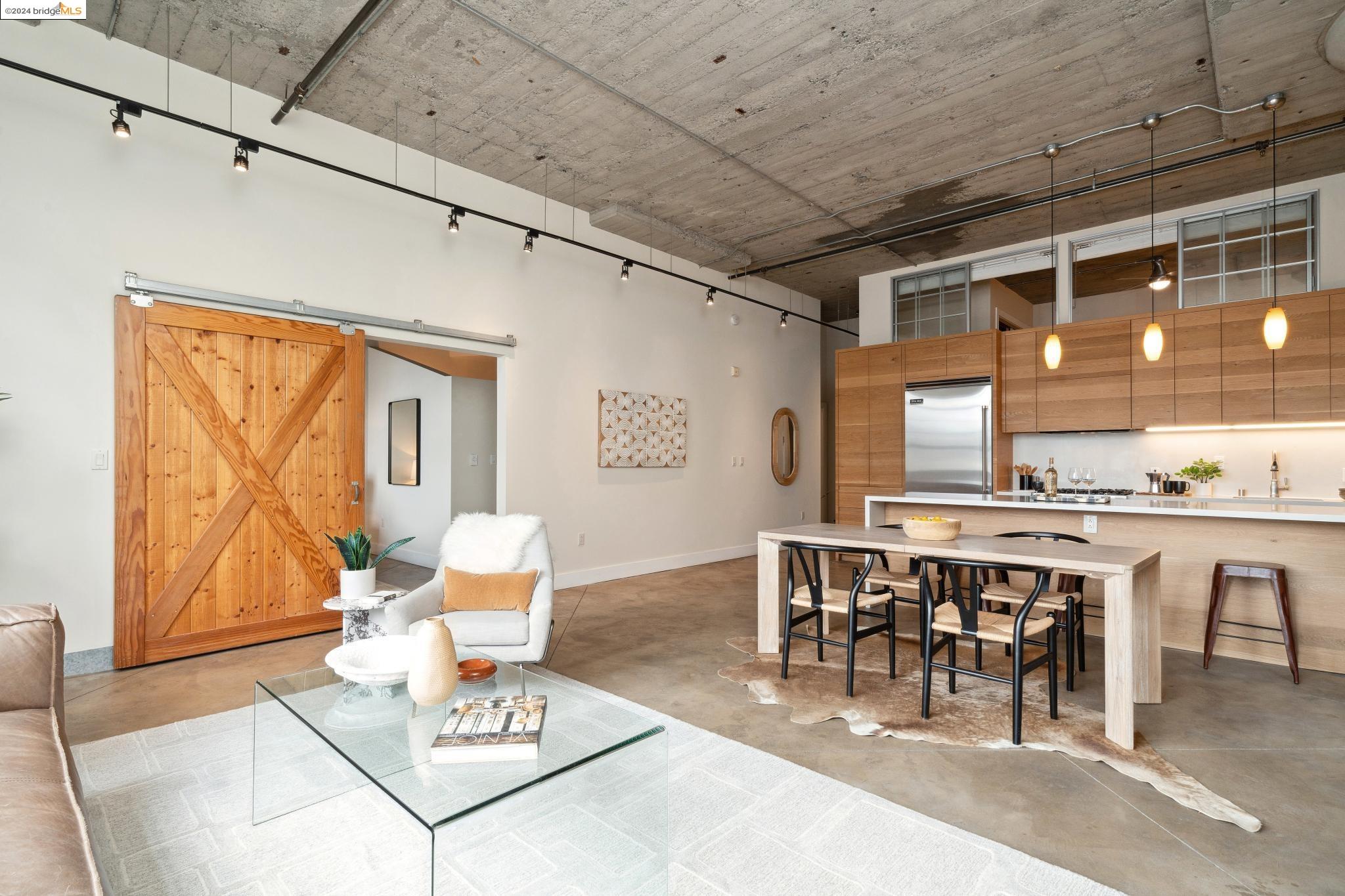 201 4Th St # 304