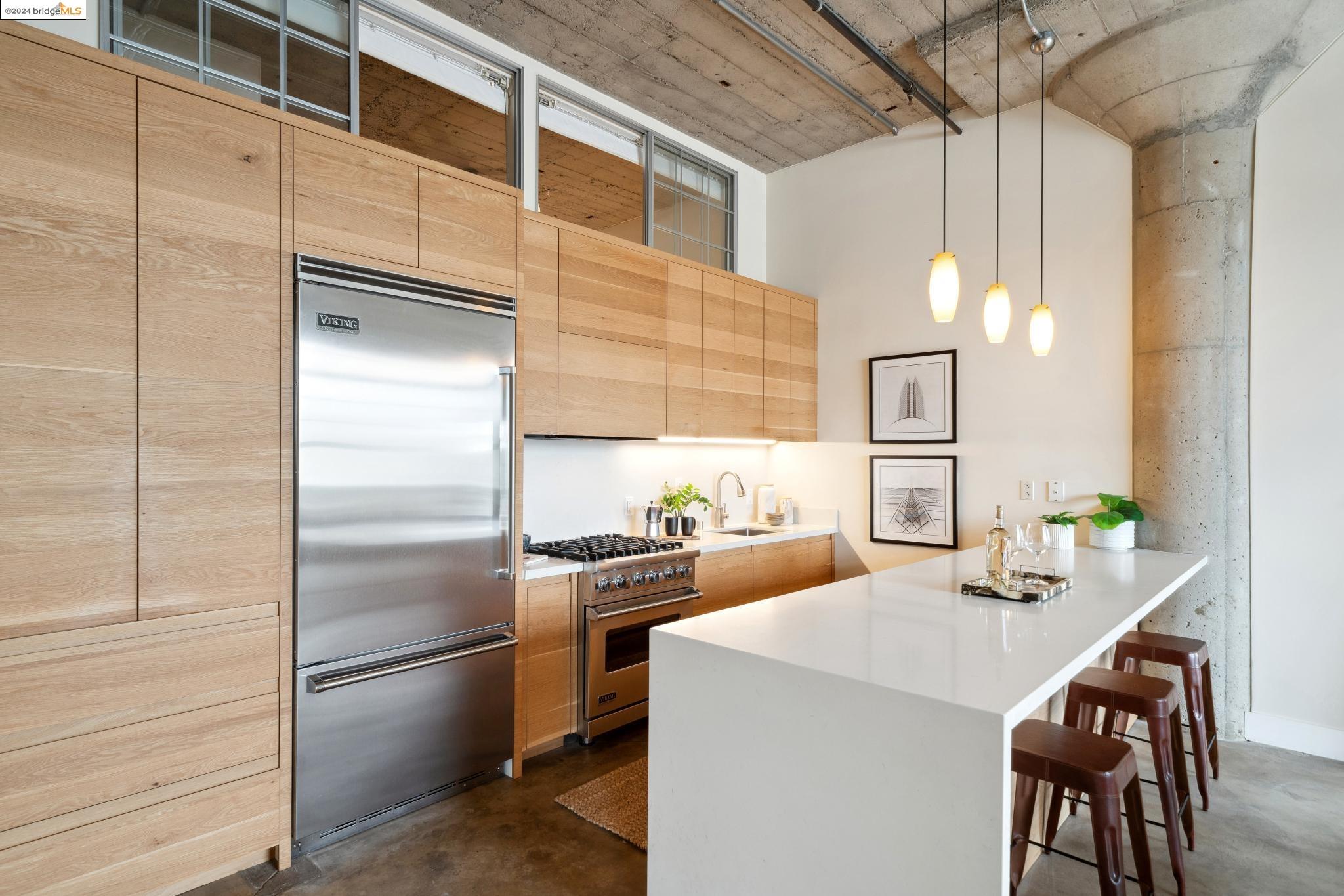 201 4Th St # 304