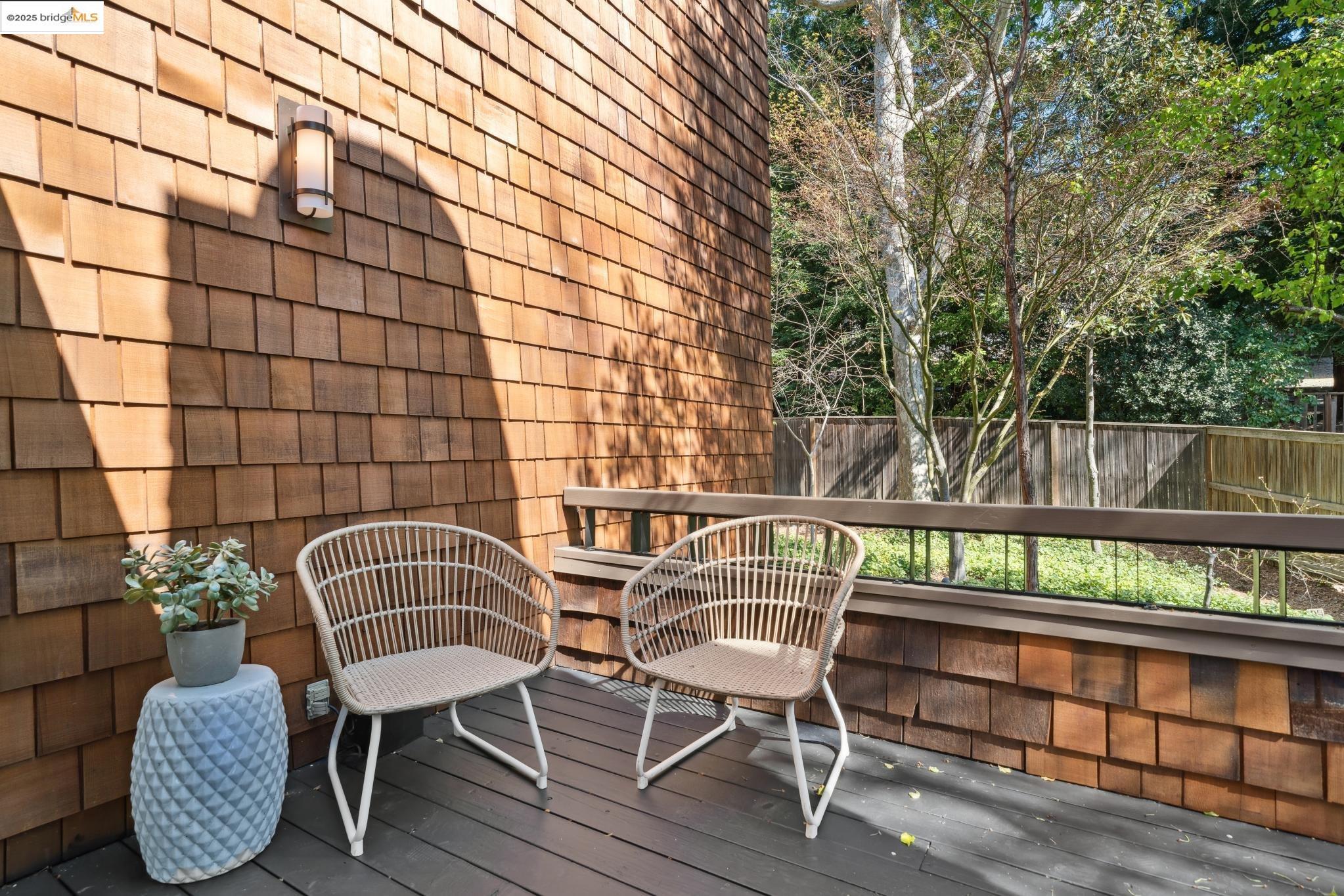 1845 Soaproot Ct