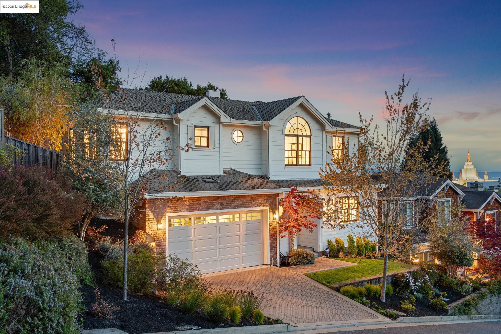 18 Woodside Glen Ct