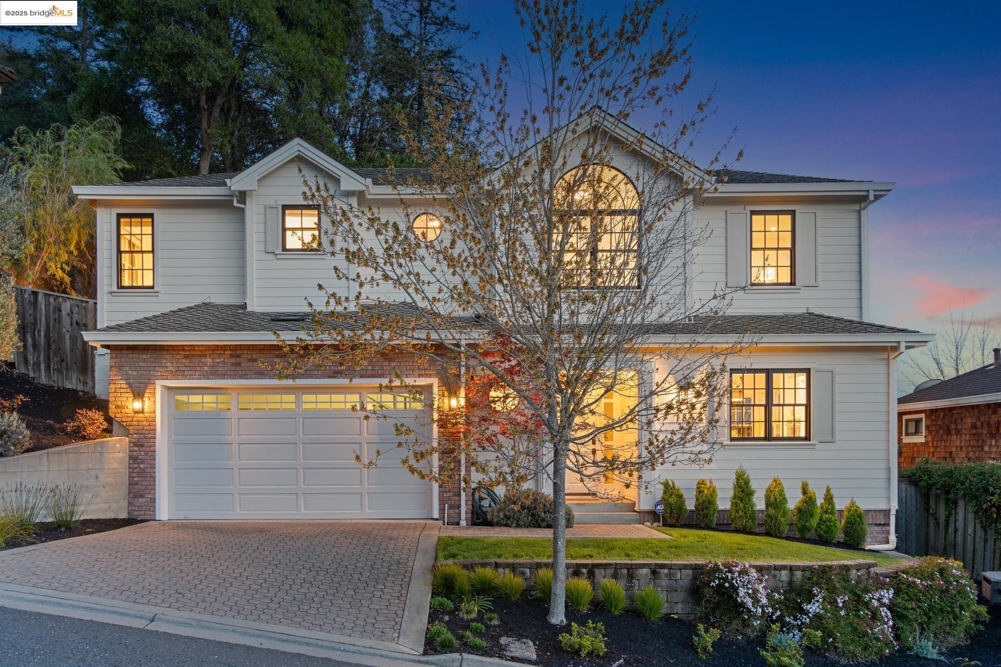 18 Woodside Glen Ct