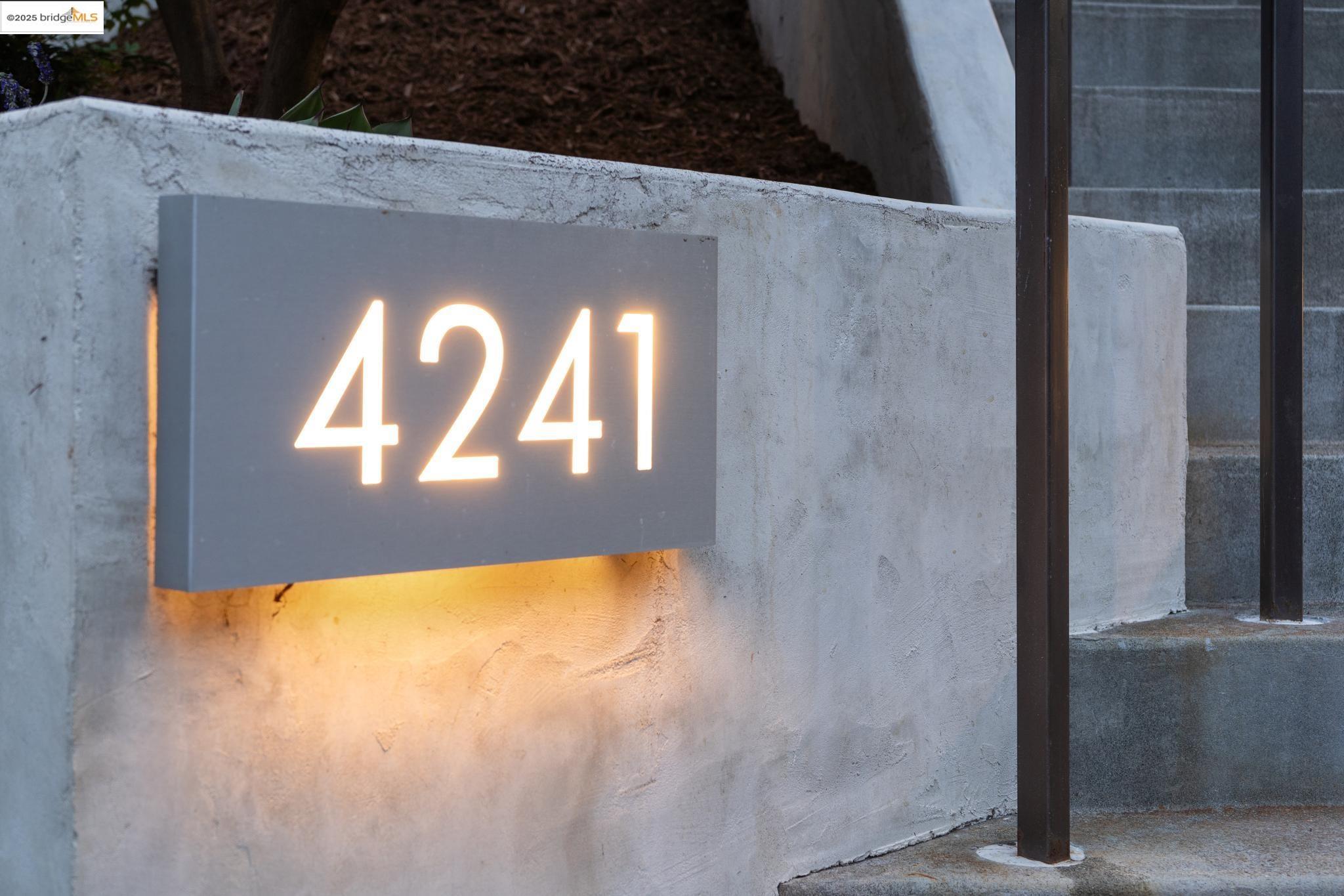 4241 Maple Ave