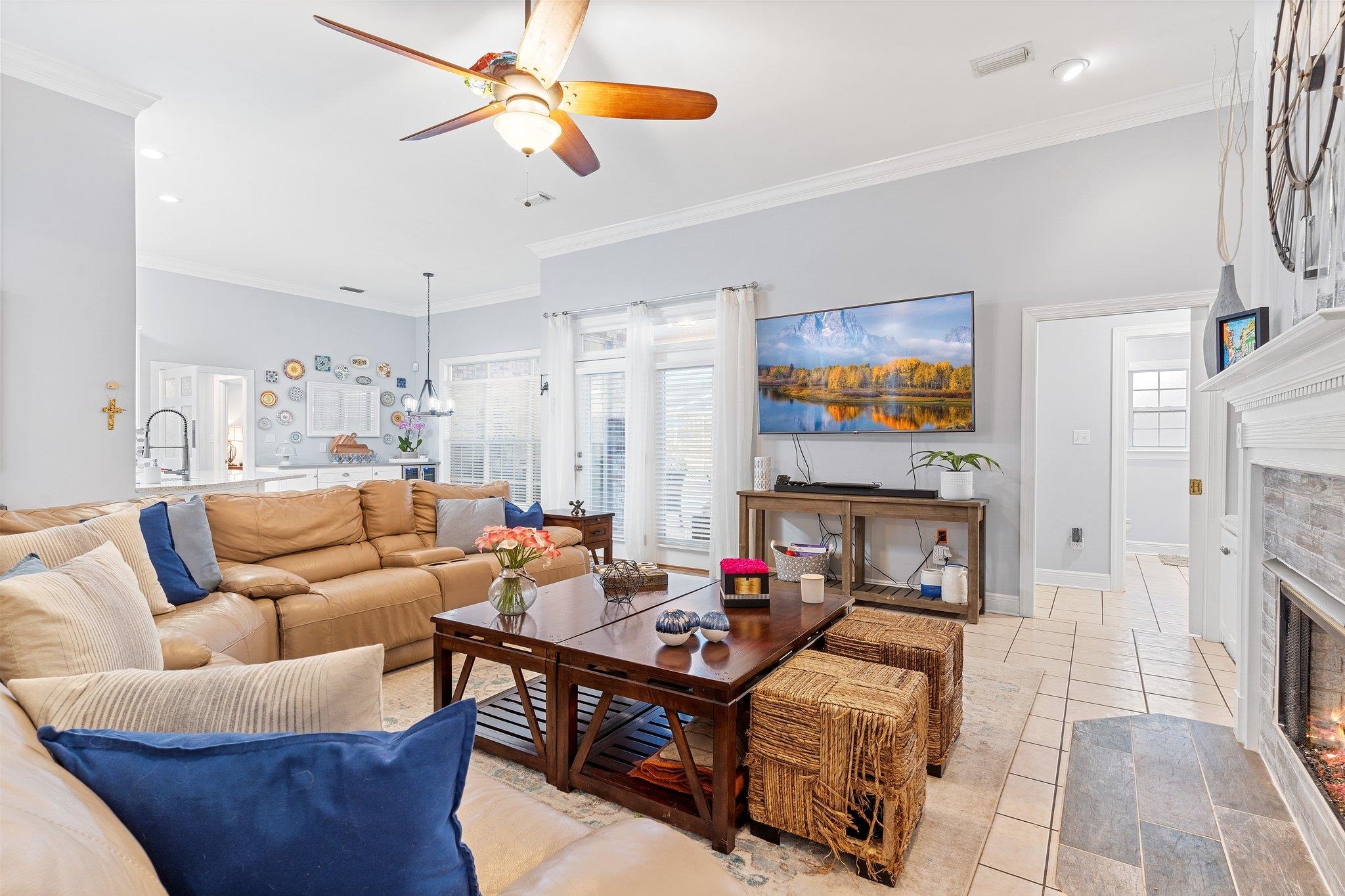 5140 Centennial Oak Circle