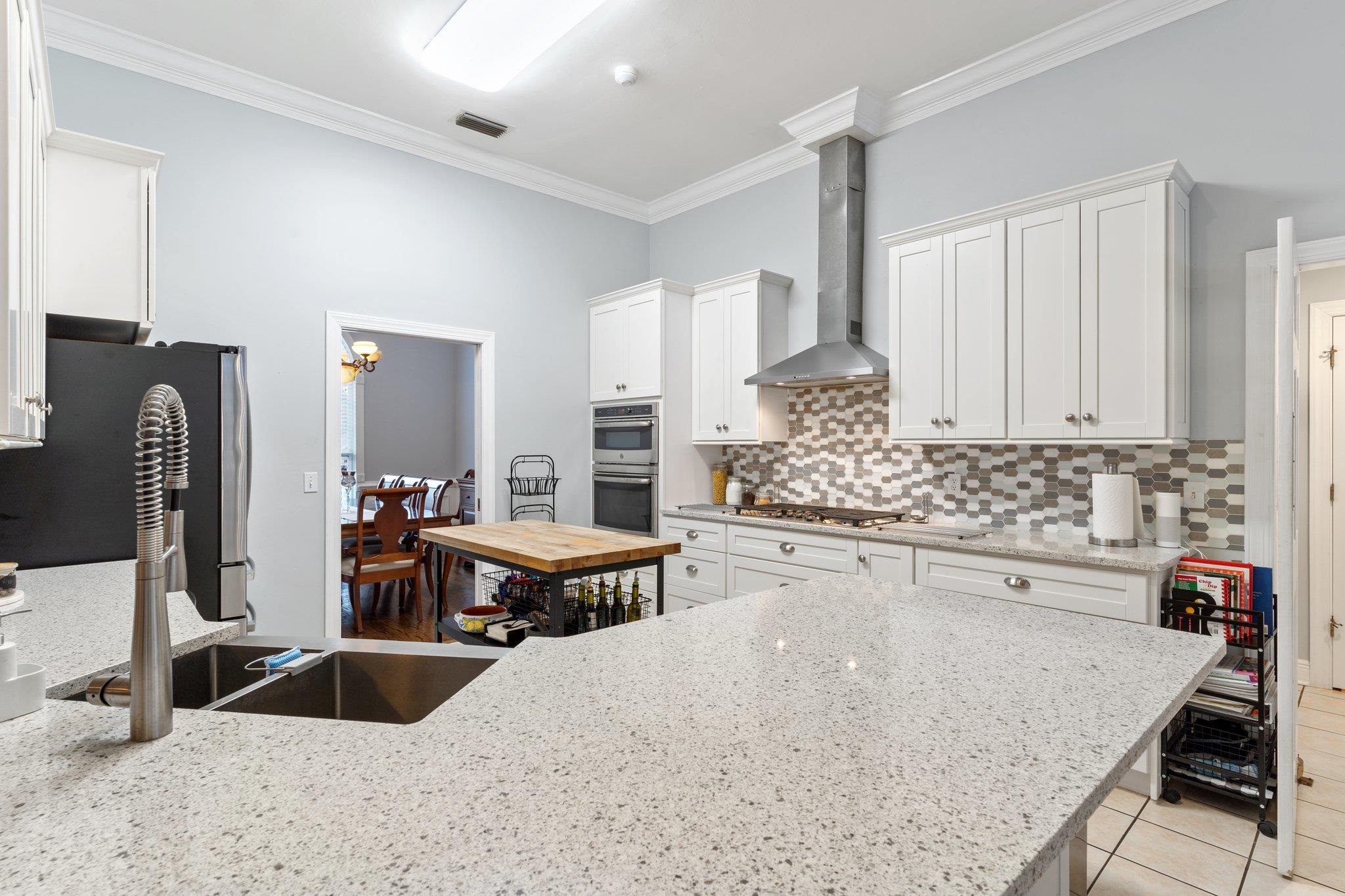 5140 Centennial Oak Circle