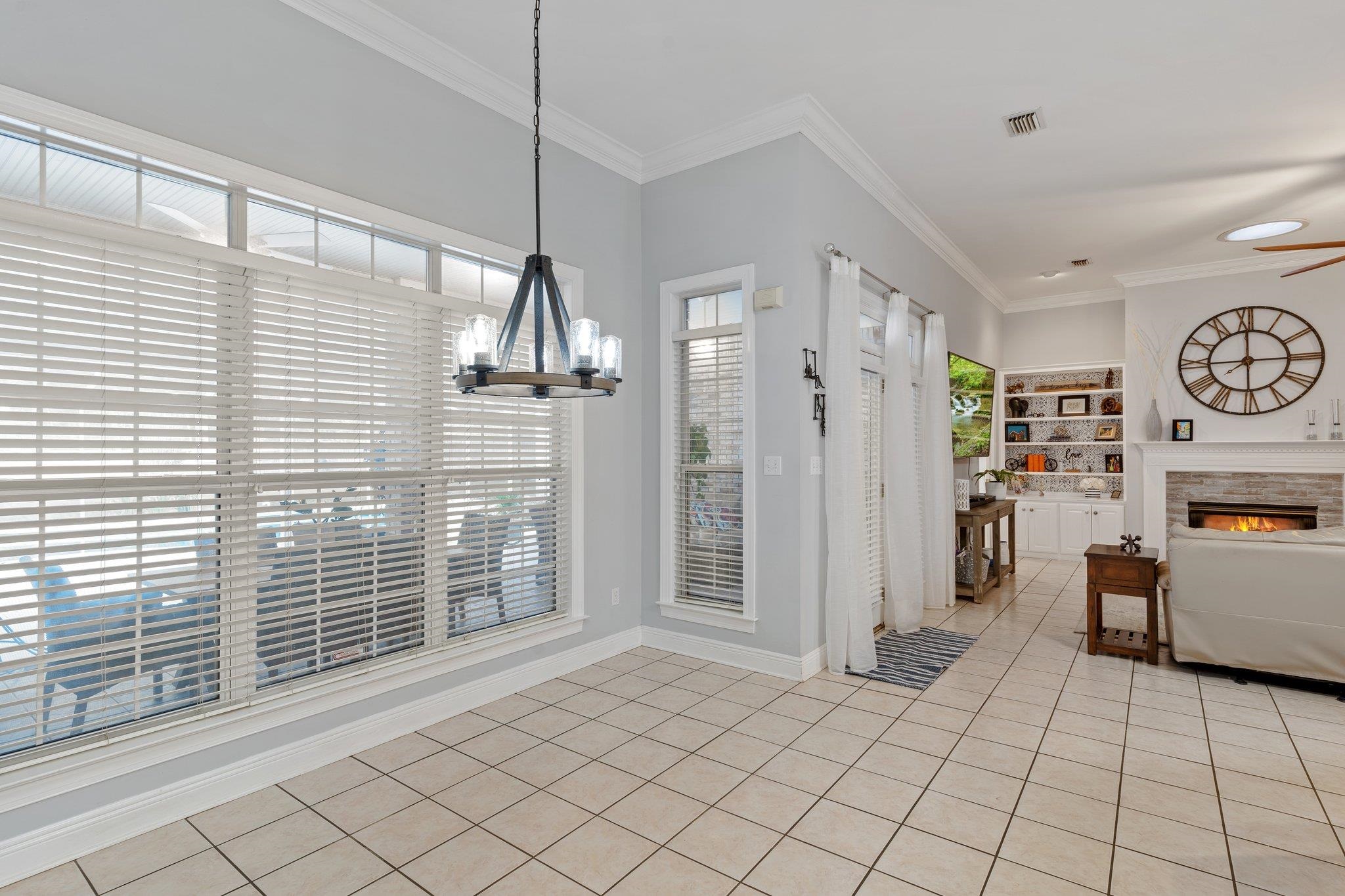 5140 Centennial Oak Circle