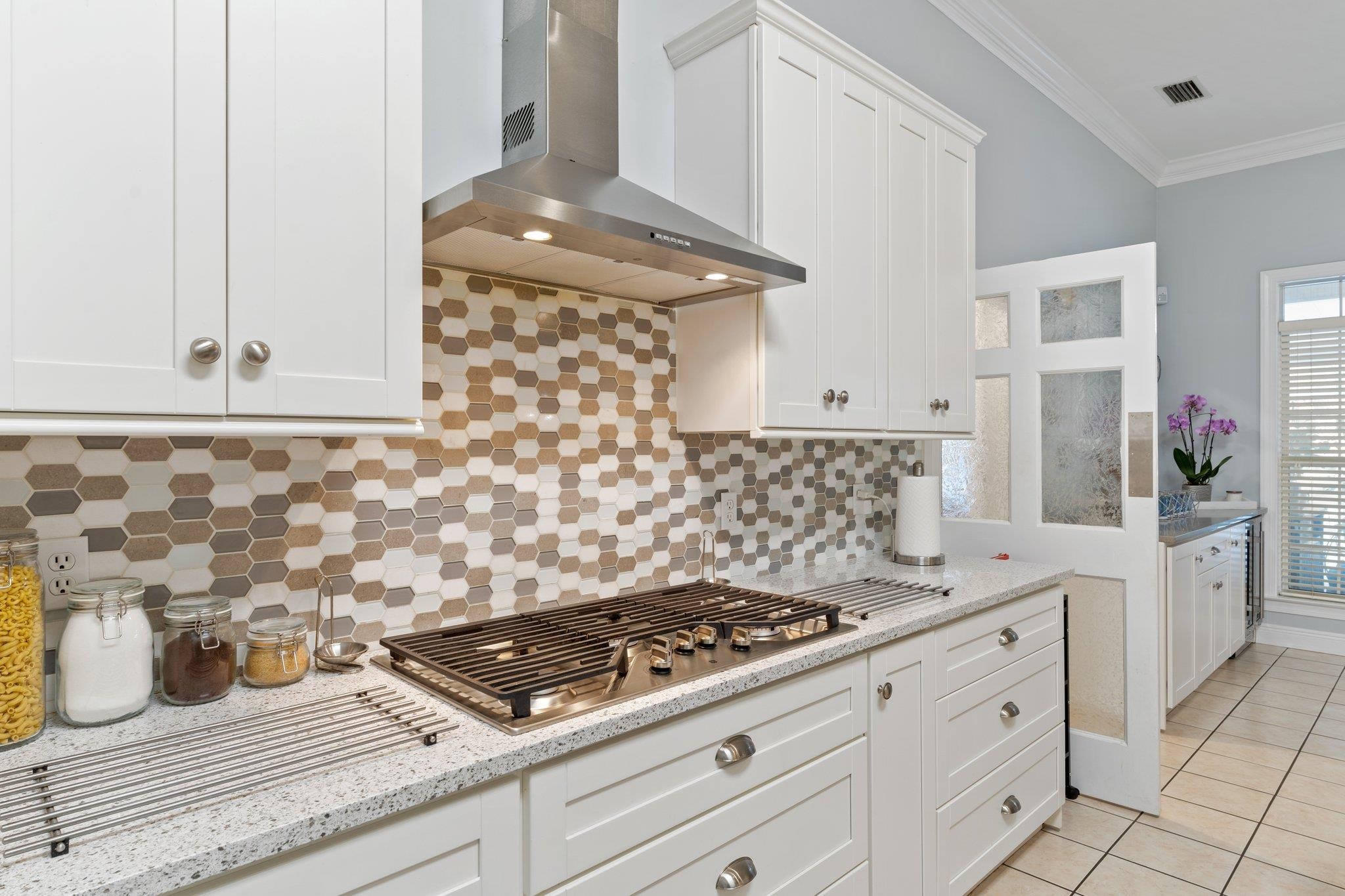 5140 Centennial Oak Circle