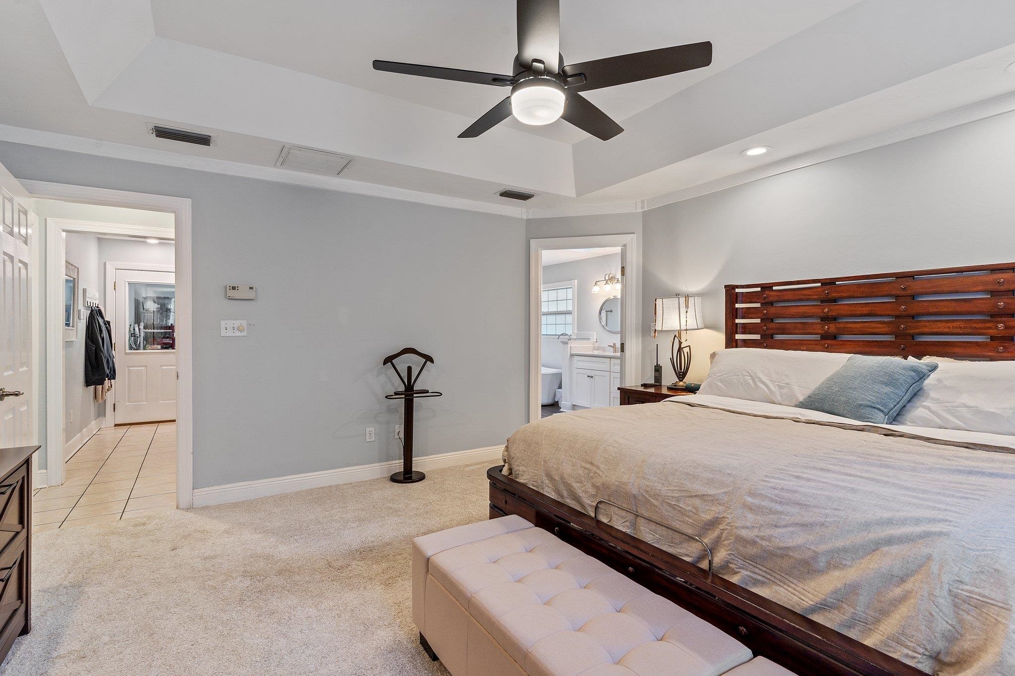 5140 Centennial Oak Circle