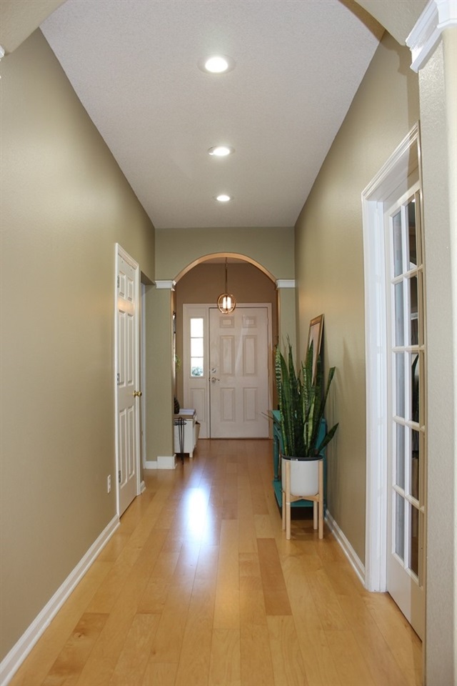 2947 Glen Ives Drive