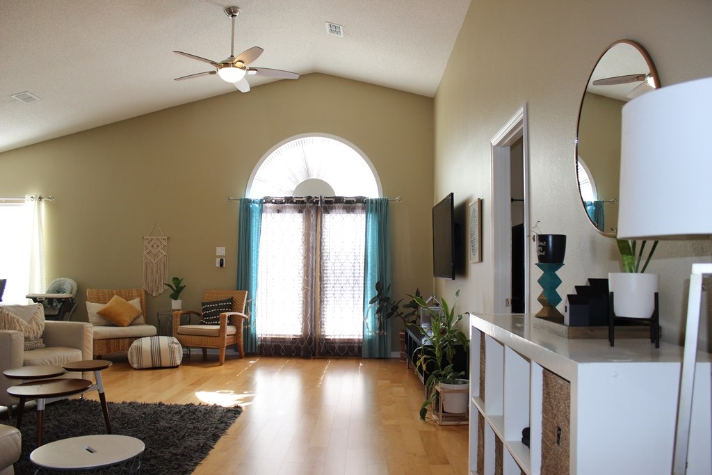 2947 Glen Ives Drive