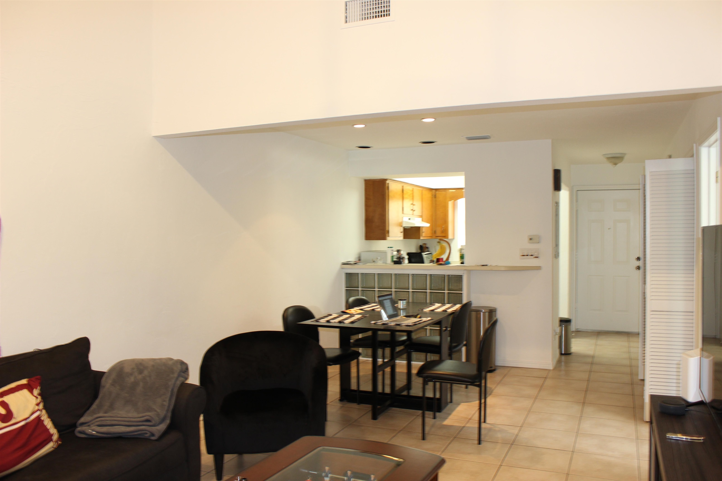 1102 Greentree Court Unit: H