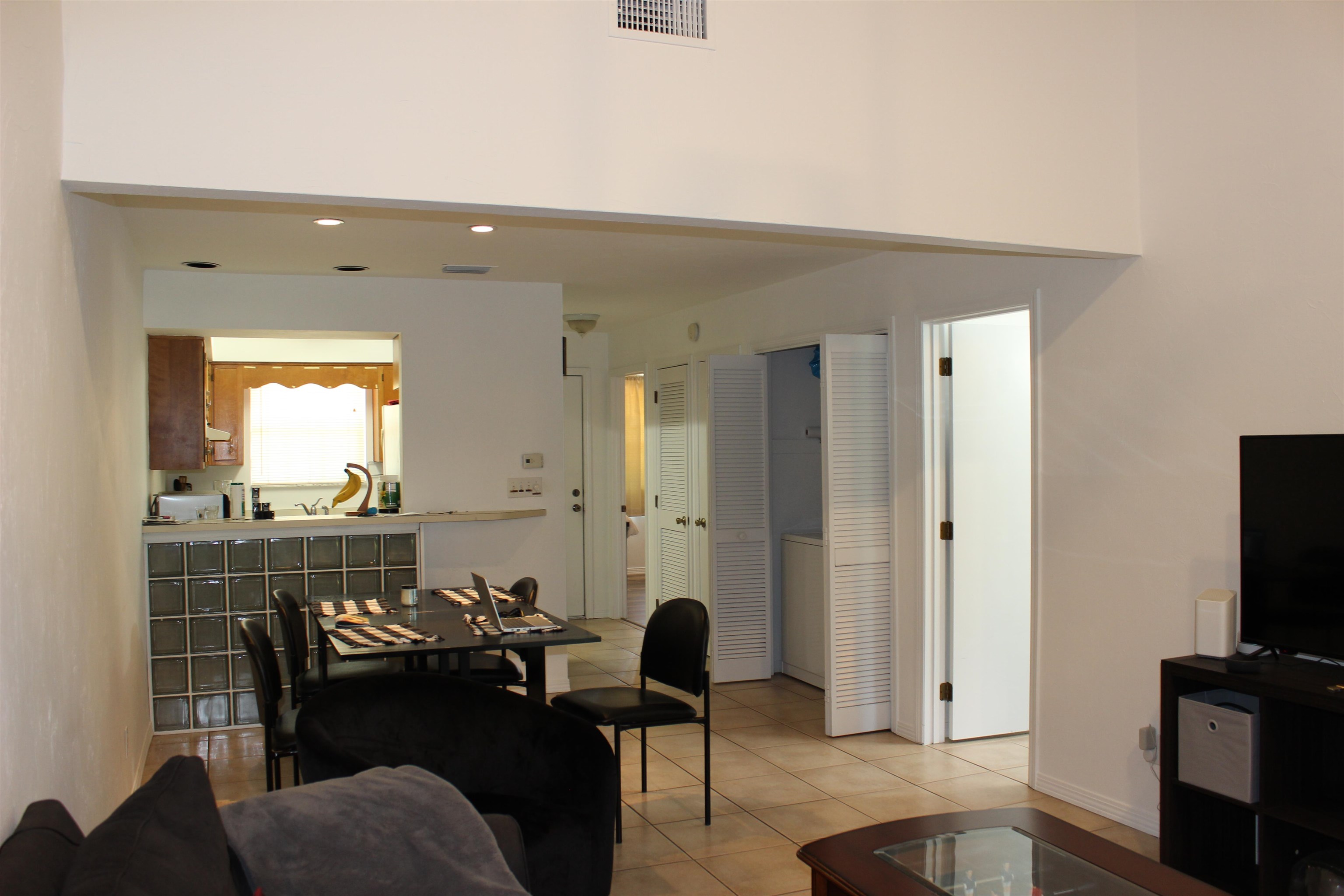 1102 Greentree Court Unit: H