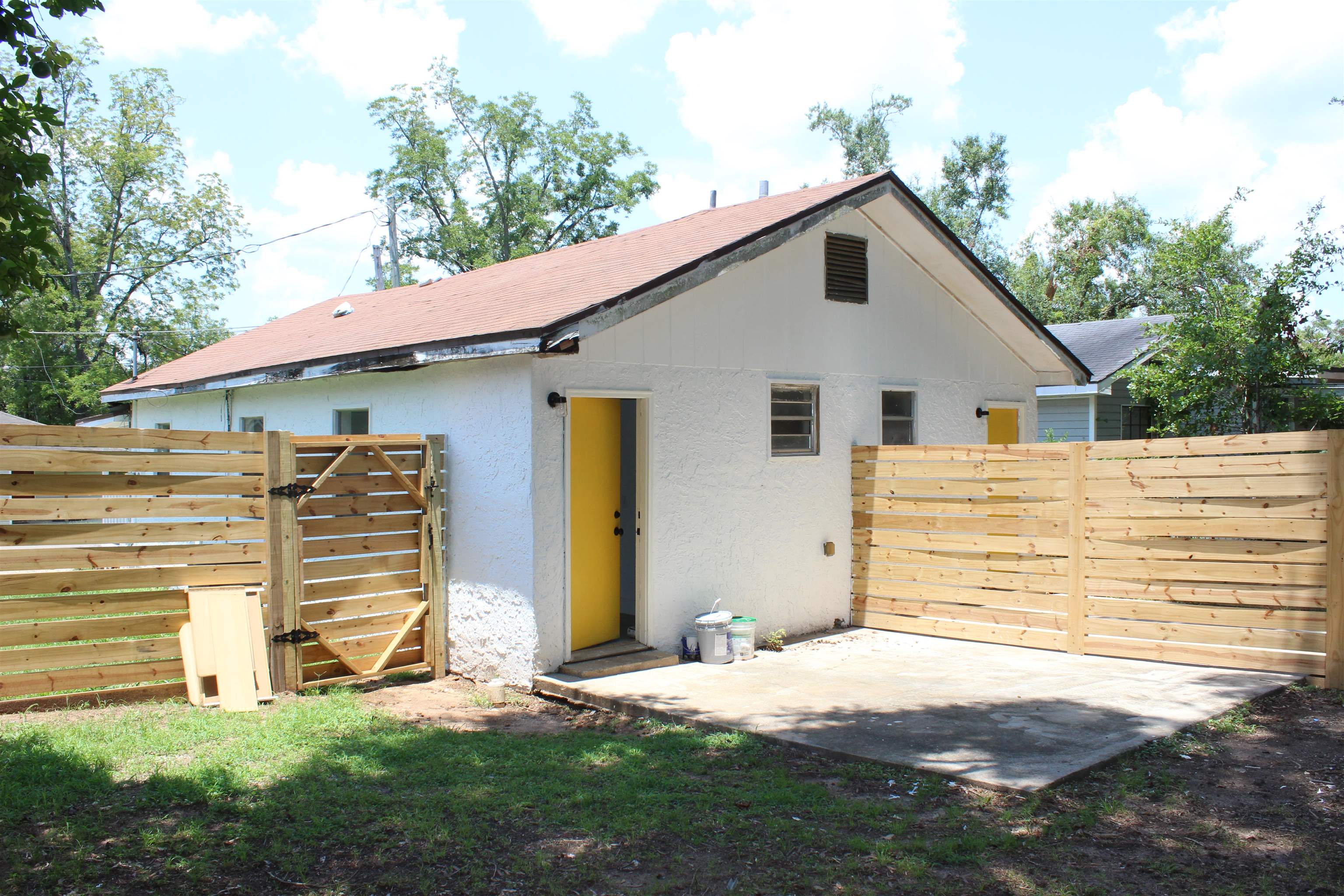 2141 Poppy Street Unit: -