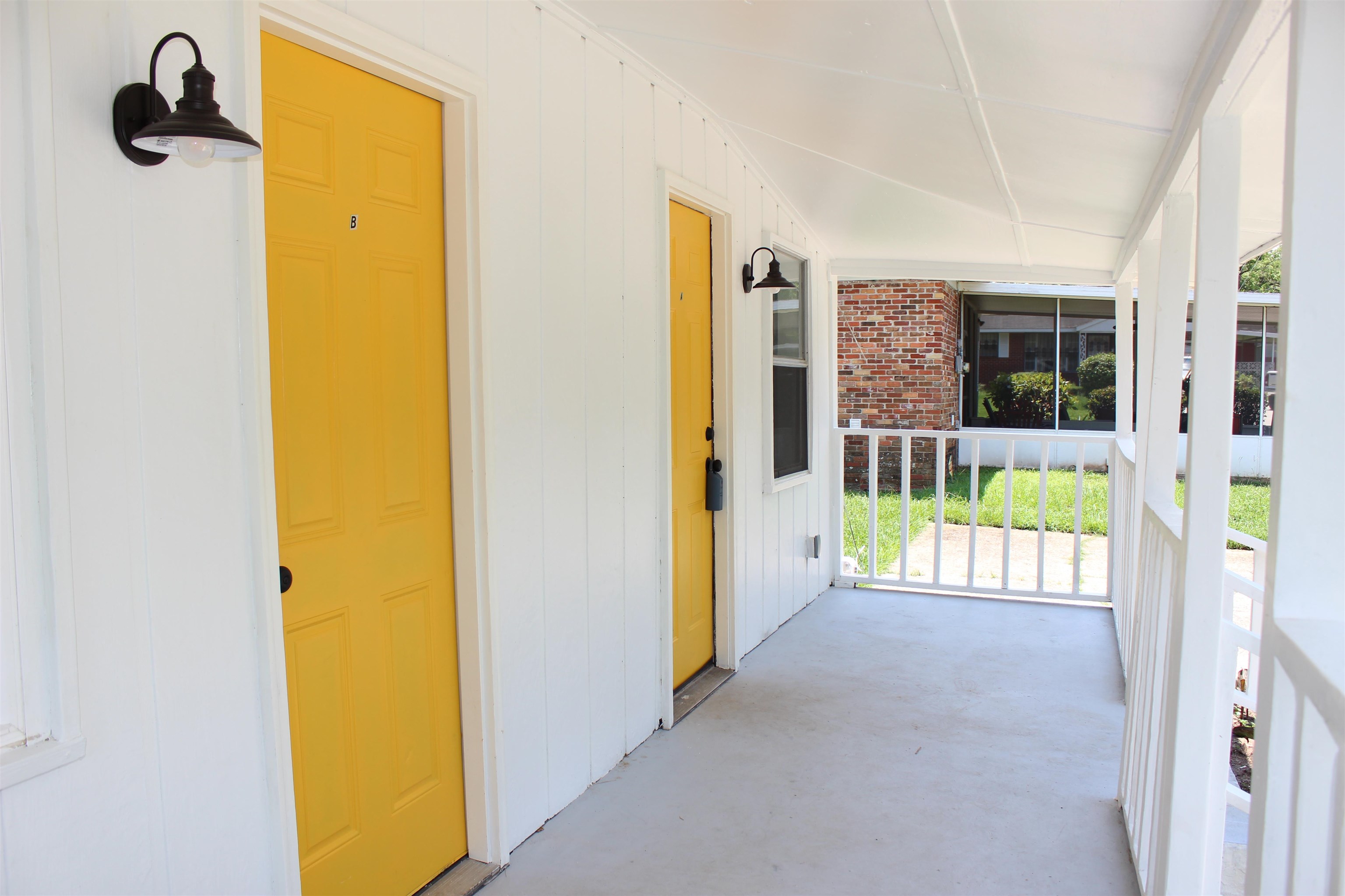 2141 Poppy Street Unit: -