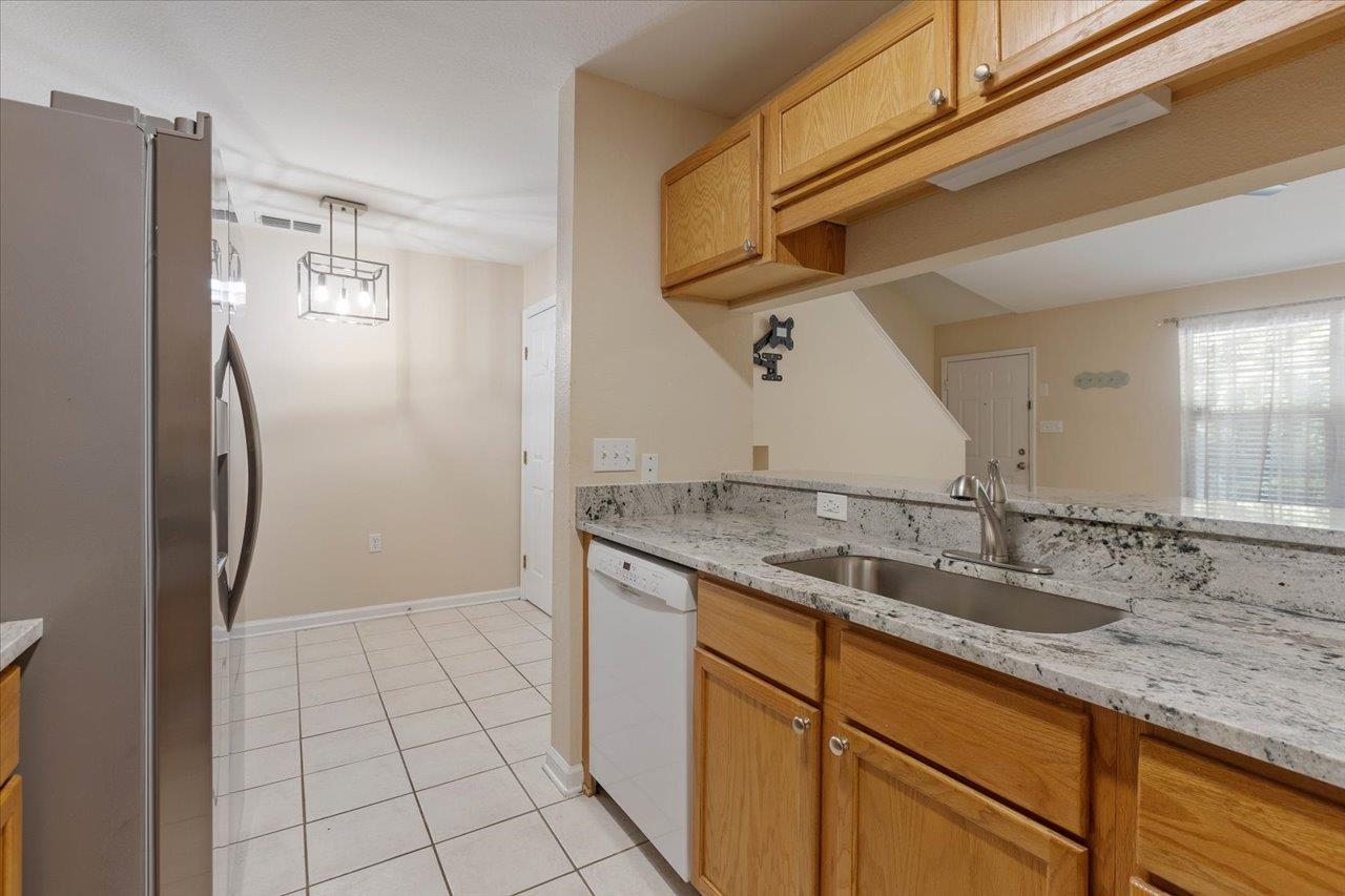 2740 W Tharpe Street Unit: 107