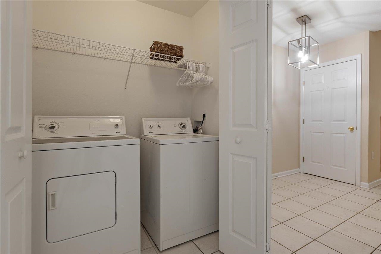 2740 W Tharpe Street Unit: 107