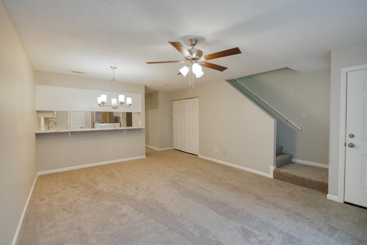 545 Collinsford Road