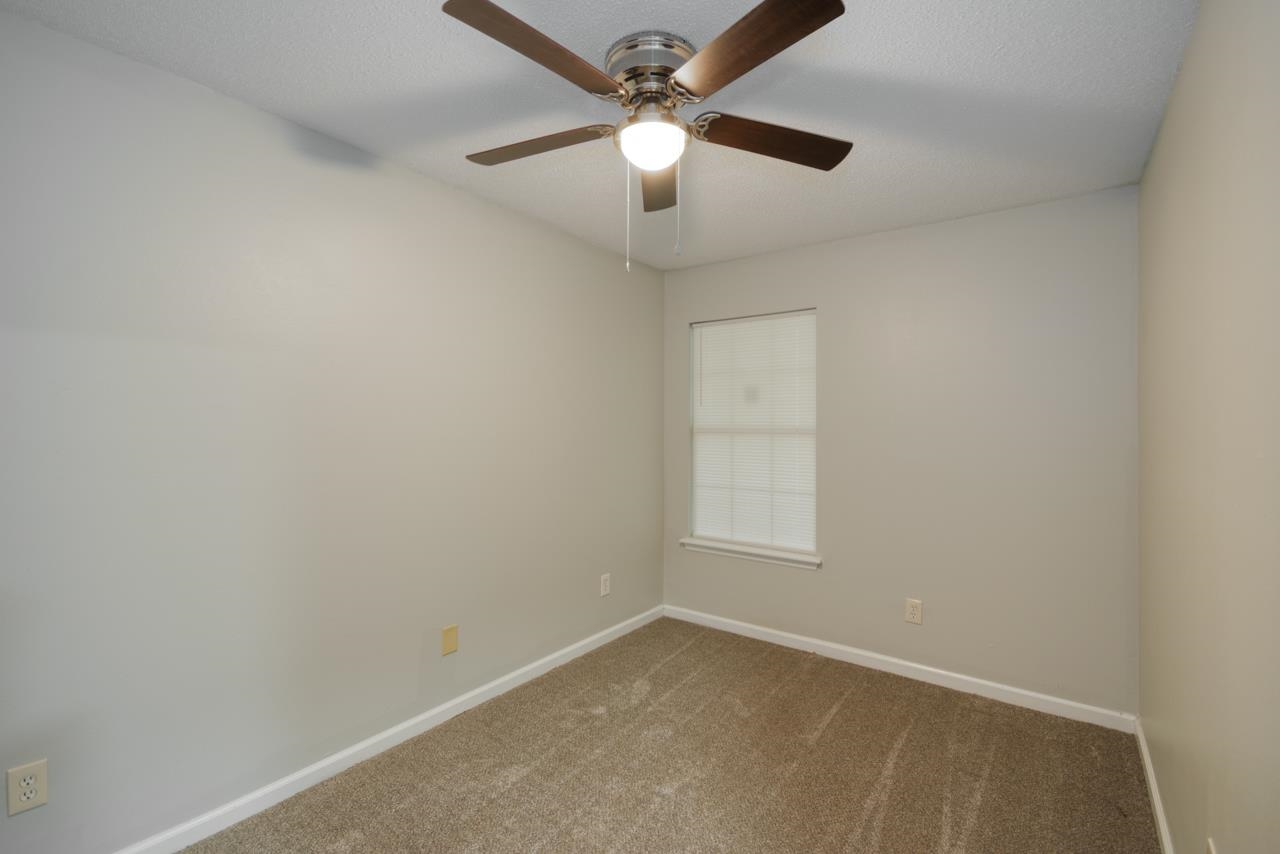 545 Collinsford Road