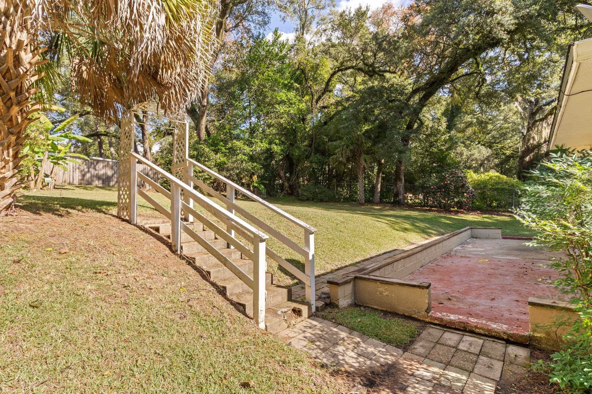 1510 W Tharpe Street