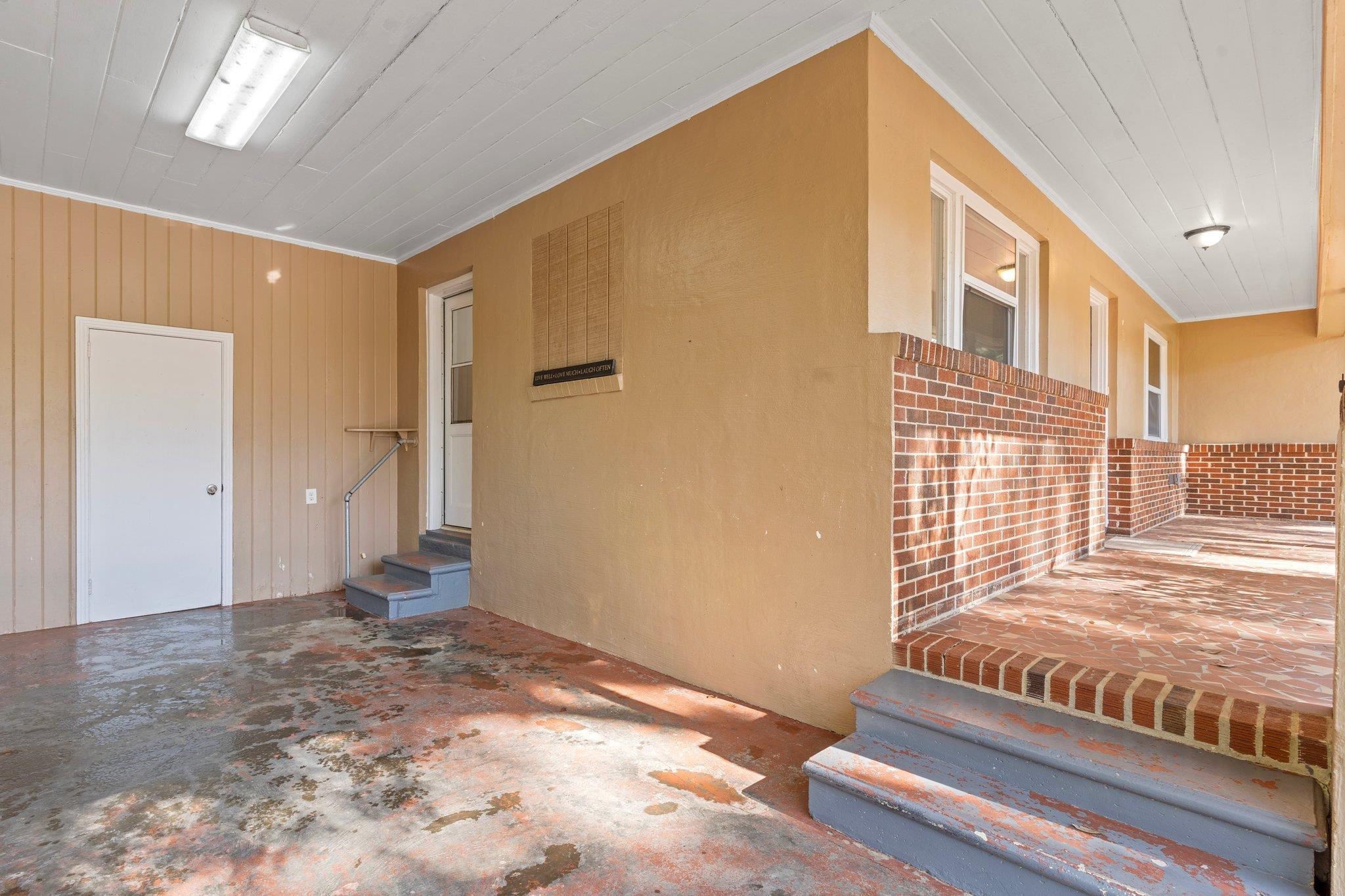 1510 W Tharpe Street