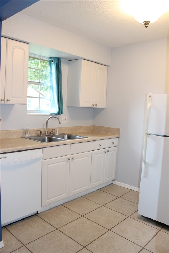 1951 N Meridian Road Unit: 73