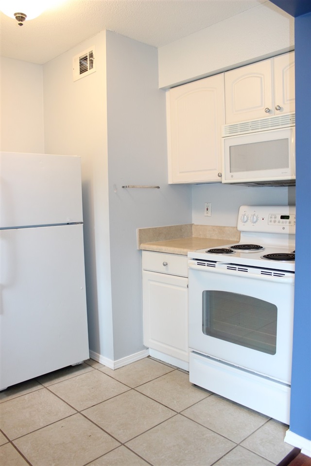 1951 N Meridian Road Unit: 73