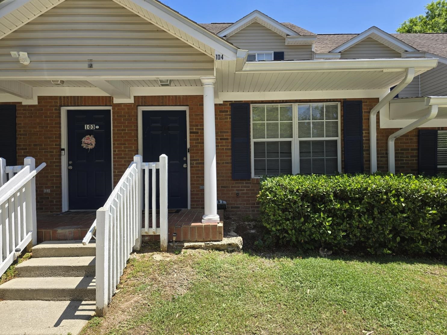 2740 W Tharpe Street Unit: 104