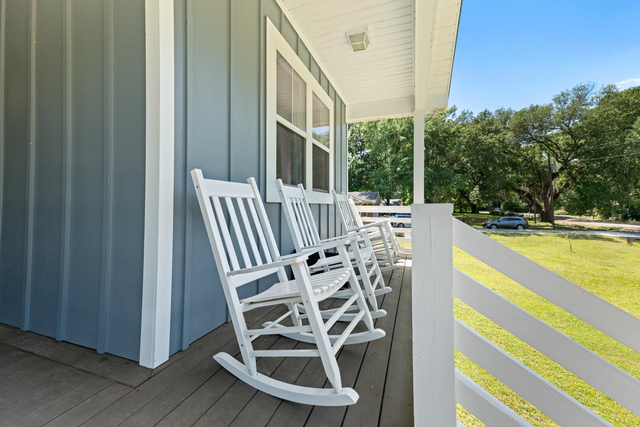 1905 SHADY OAKS Drive