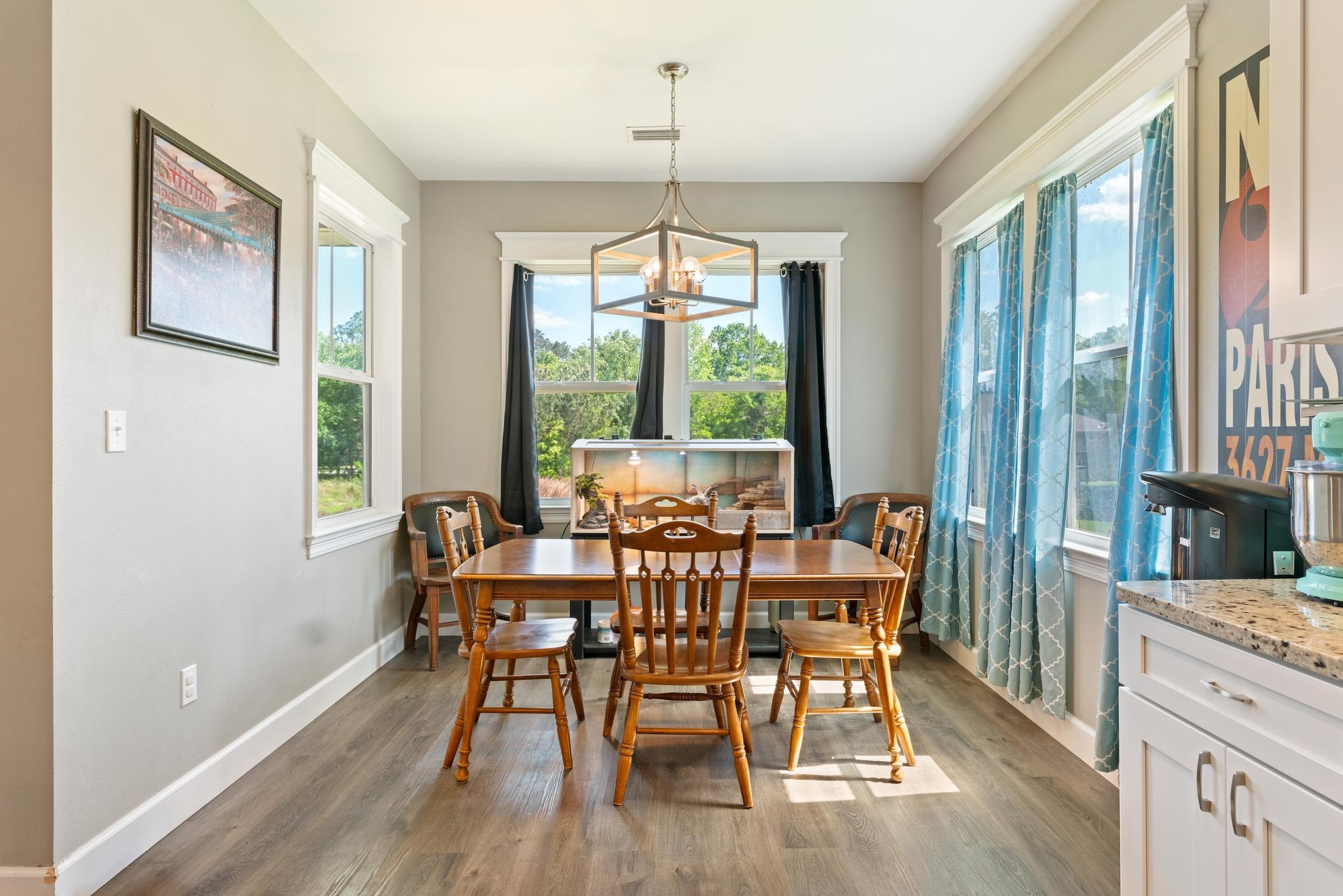 1905 SHADY OAKS Drive