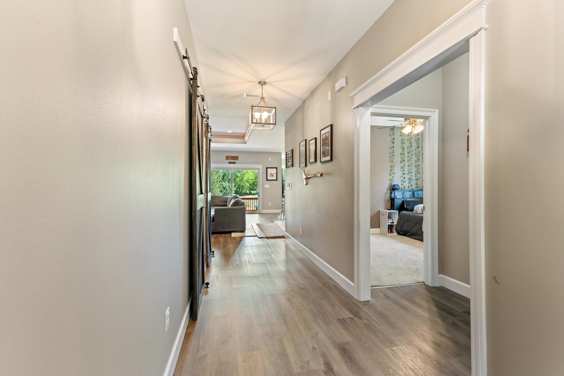 1905 SHADY OAKS Drive