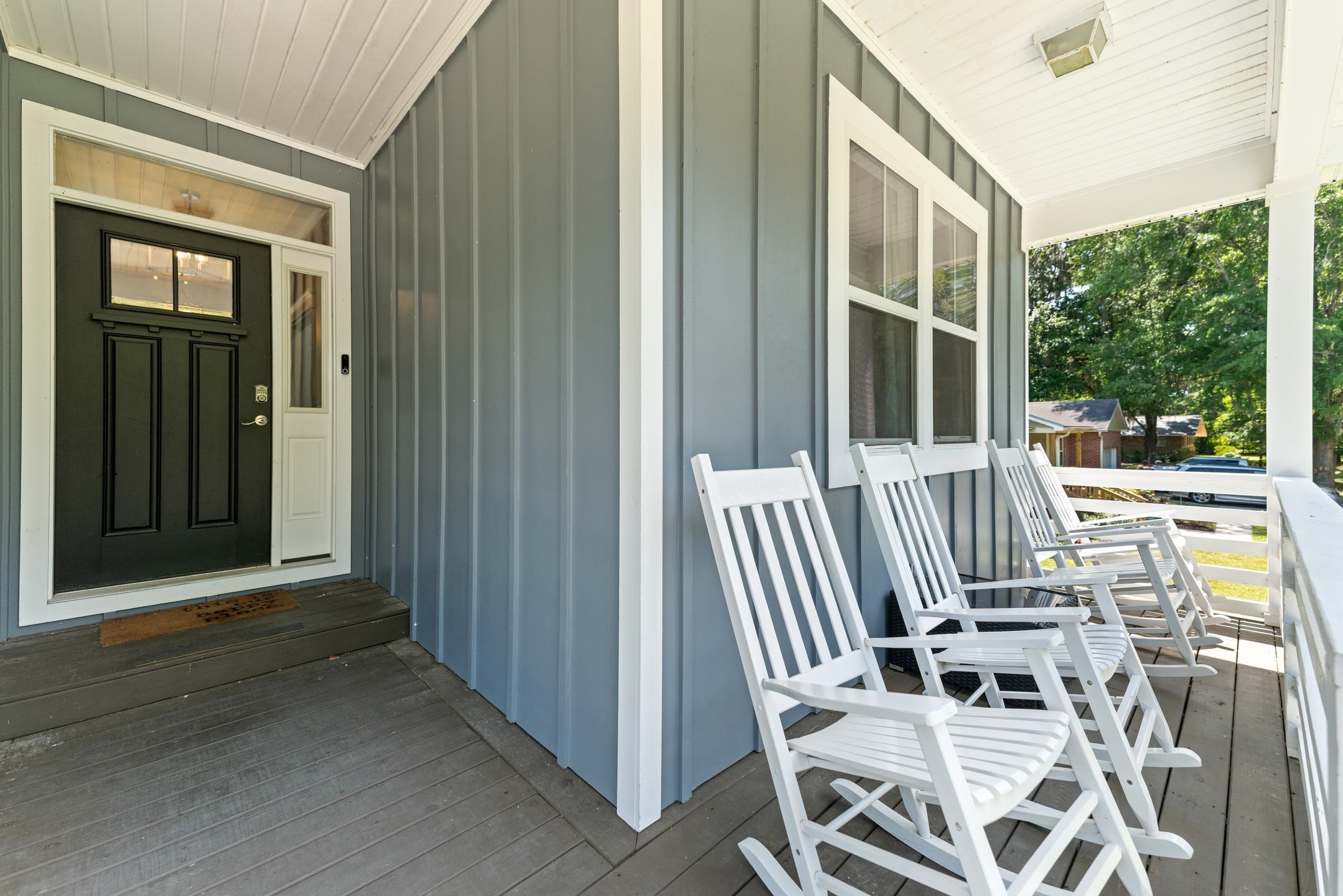 1905 SHADY OAKS Drive