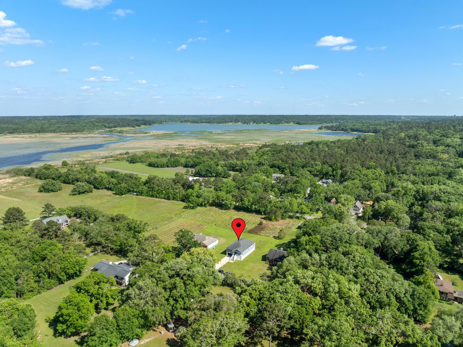 1905 SHADY OAKS Drive