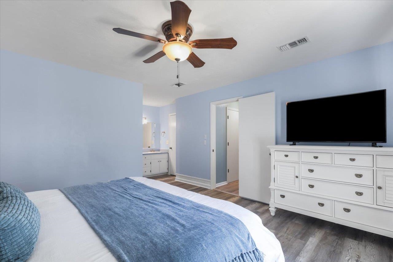 2387 Royal Oaks Drive