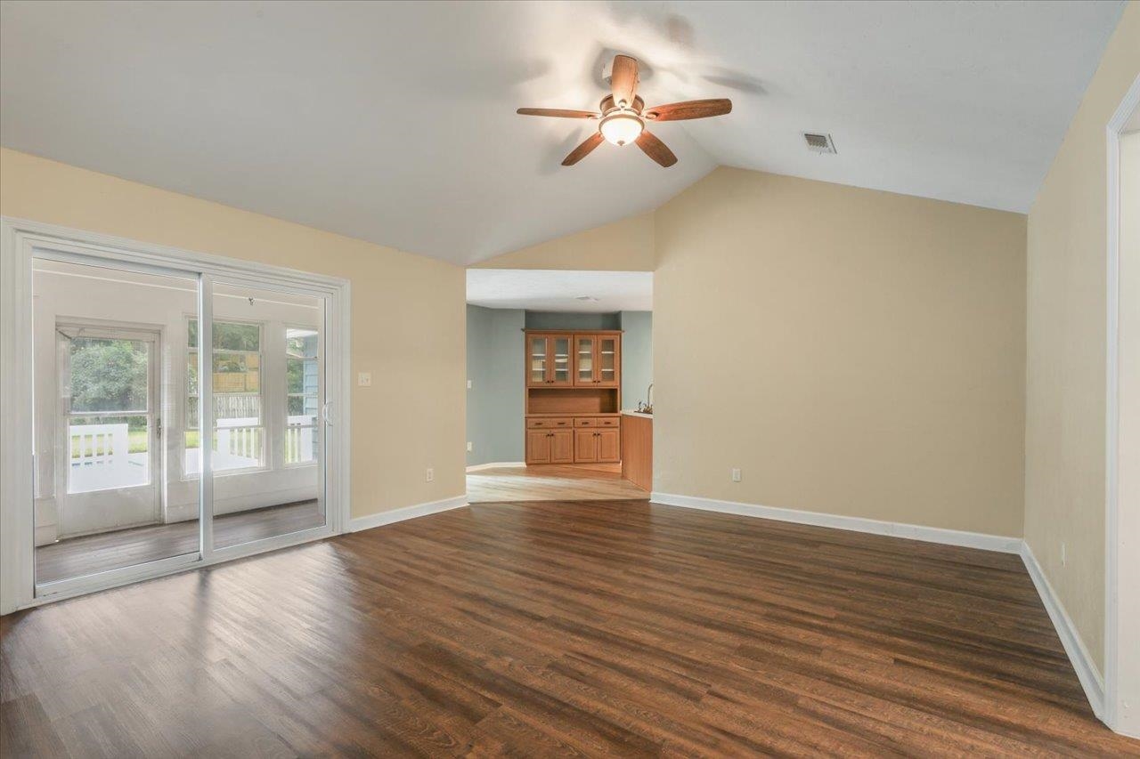 2387 Royal Oaks Drive