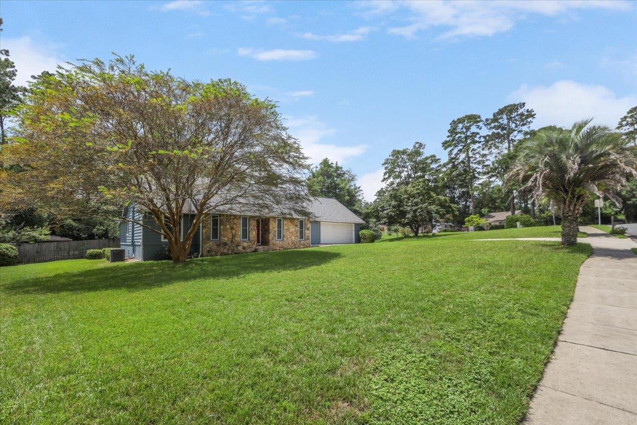 2387 Royal Oaks Drive