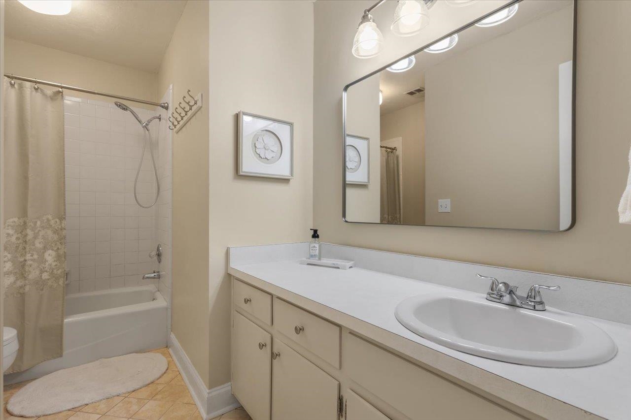 2387 Royal Oaks Drive