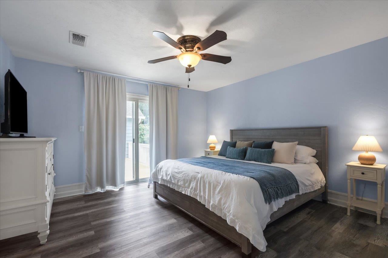 2387 Royal Oaks Drive