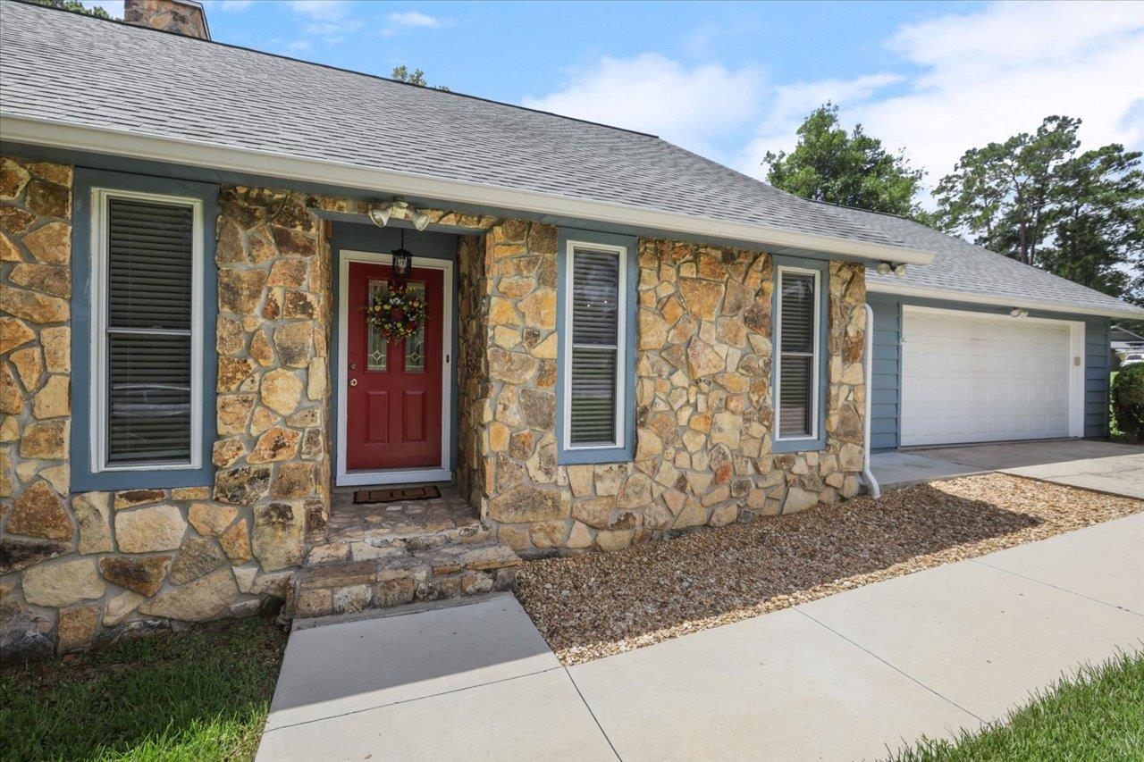 2387 Royal Oaks Drive