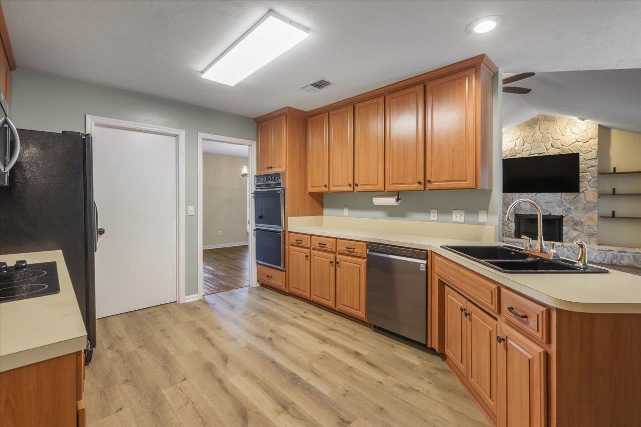 2387 Royal Oaks Drive