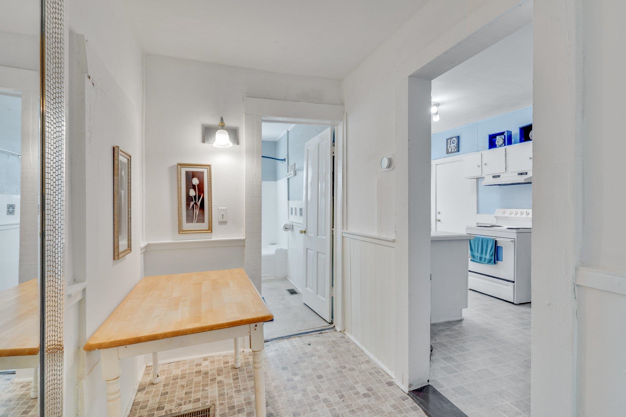 845 W Brevard Street