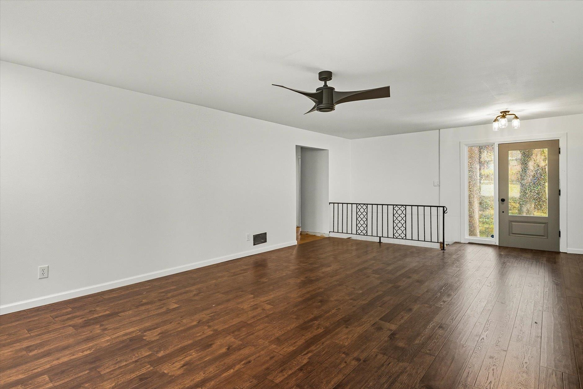 2106 Great Oak Drive