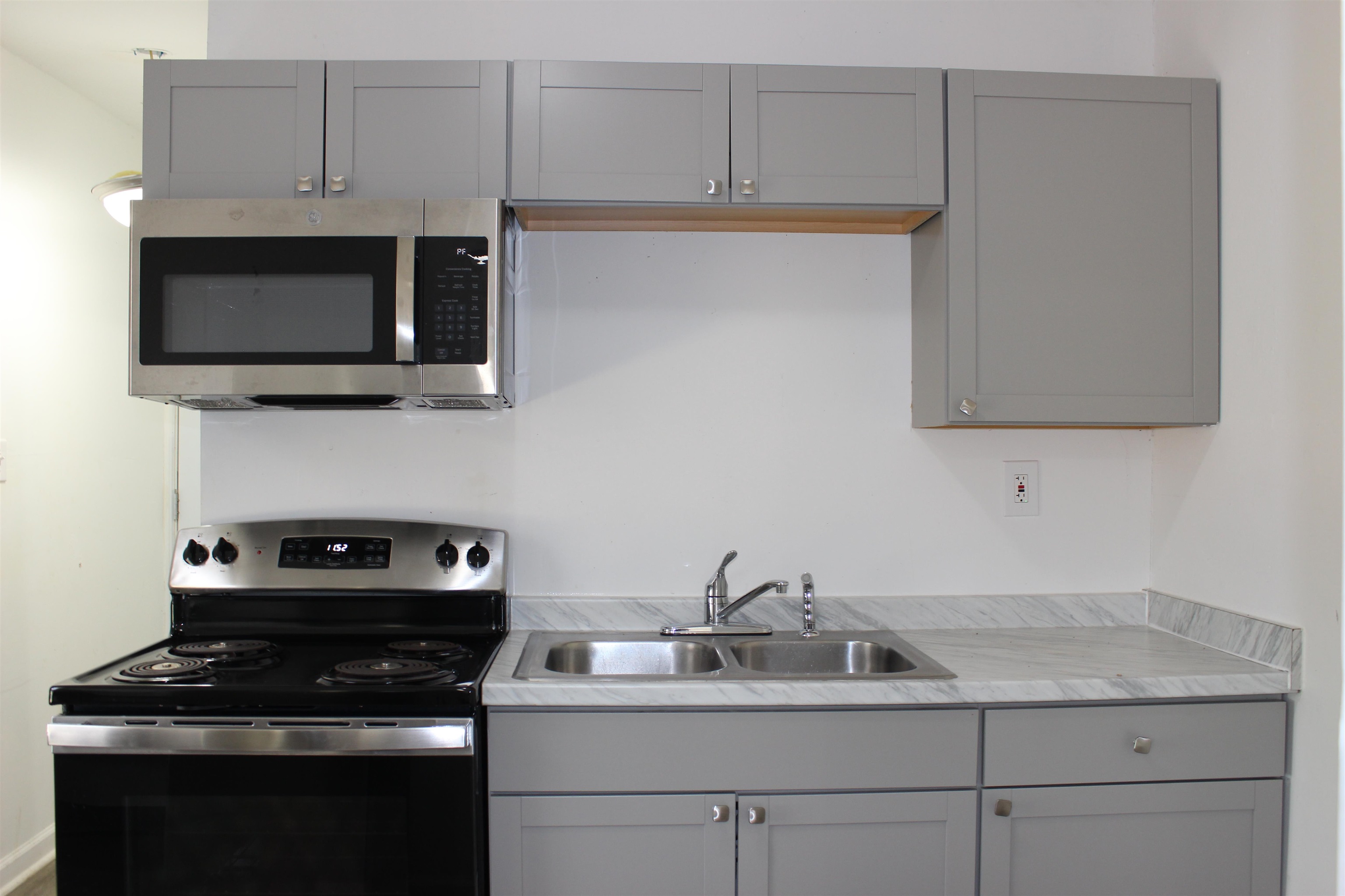 824 Golden Street Unit: A & B