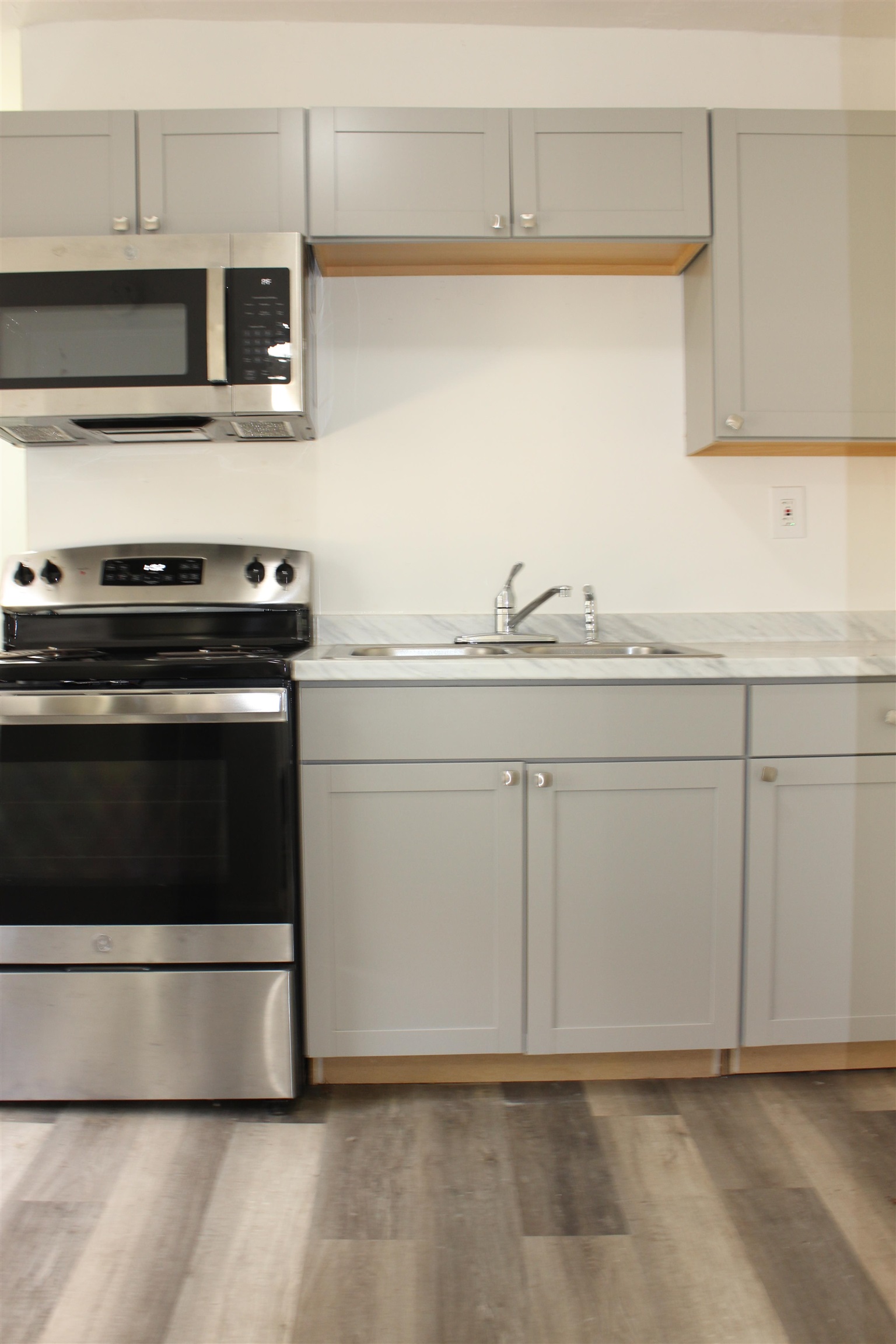 824 Golden Street Unit: A & B