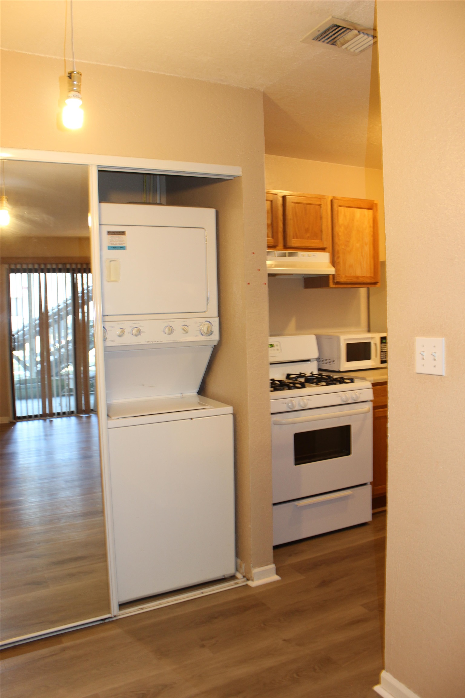 317 Mabry Street Unit: 611