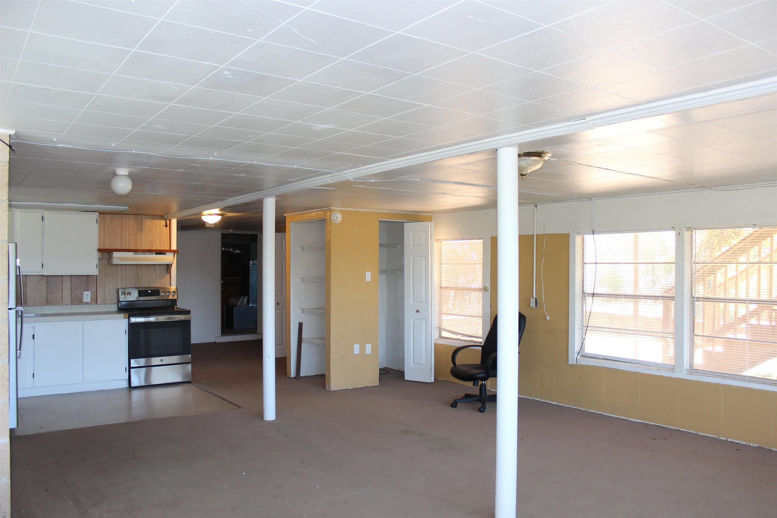 1614 S Meridian Street