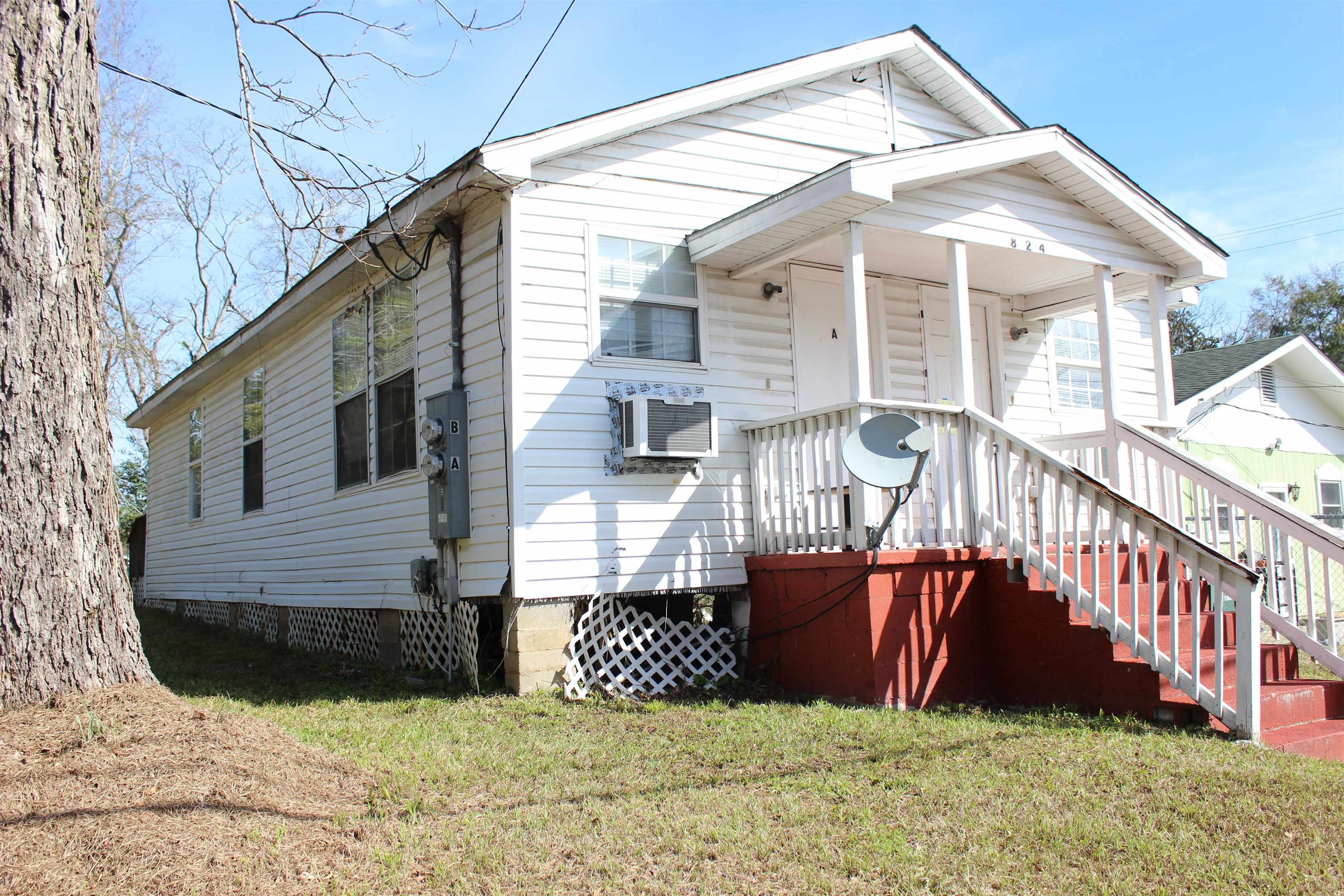 824 Golden Street Unit: A & B