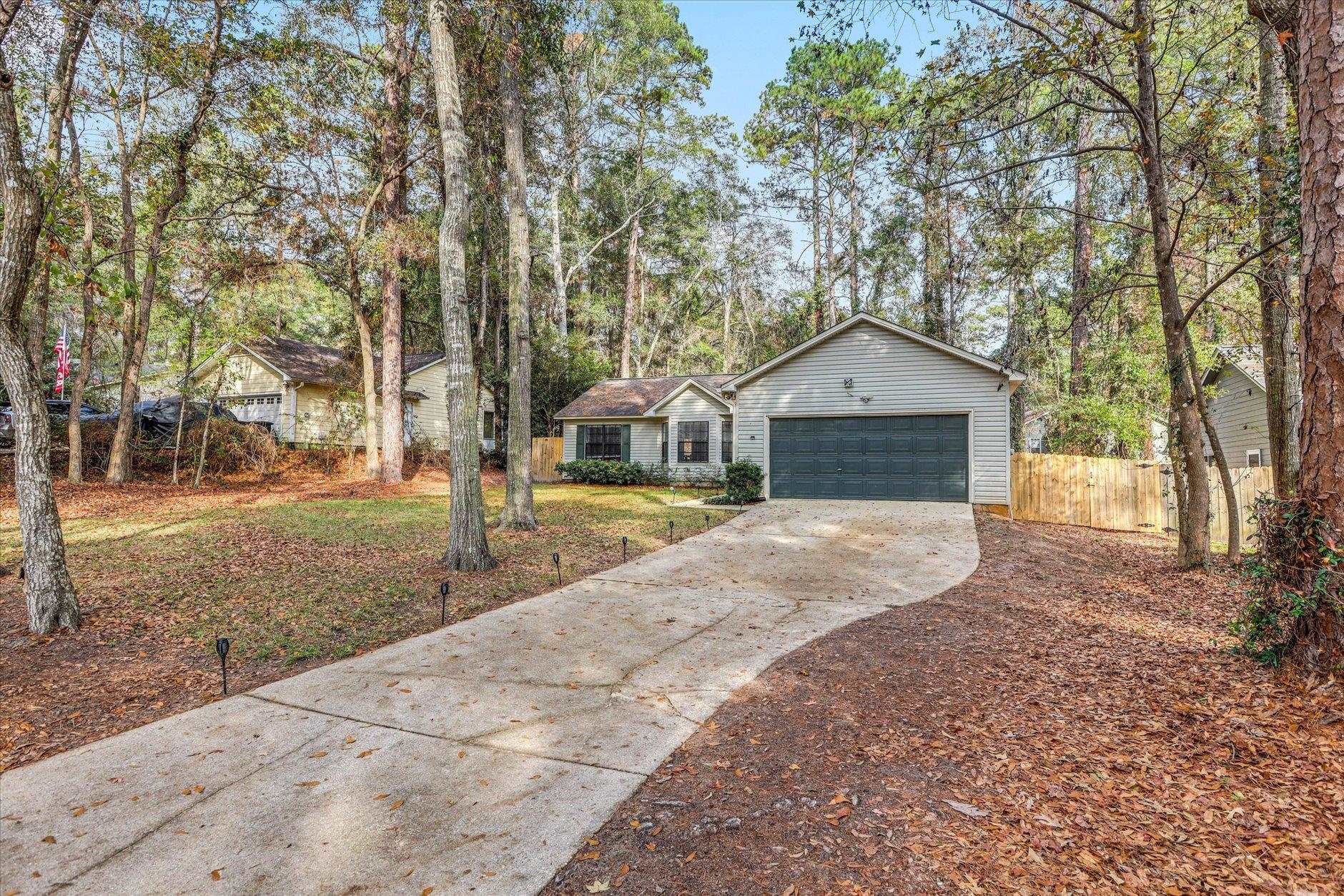 8789 Minnow Creek Drive