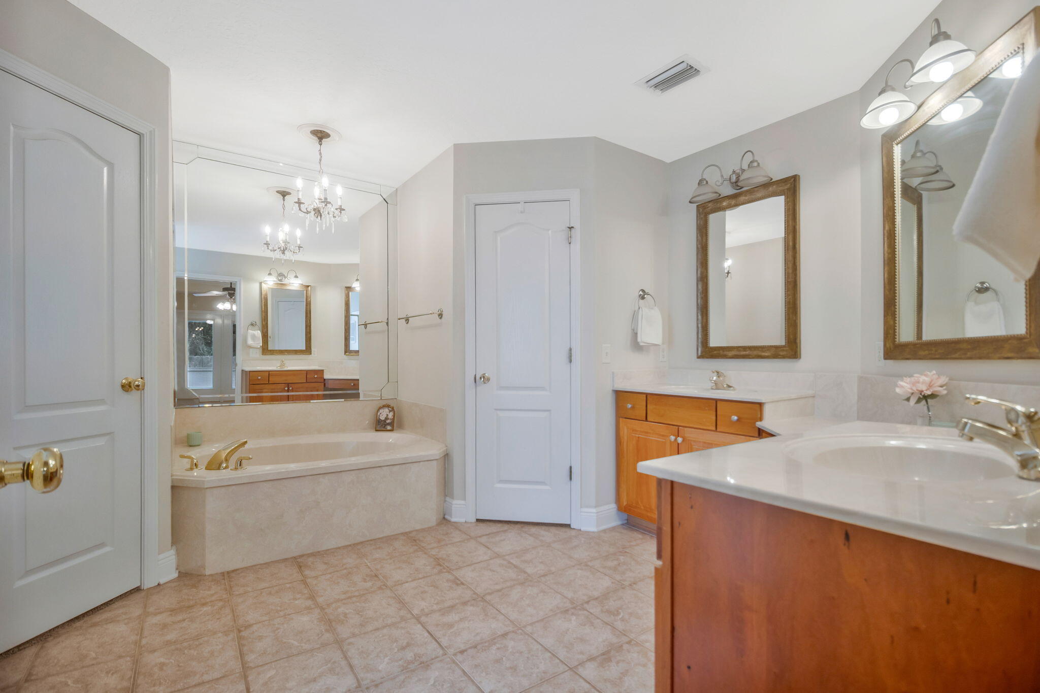 272 Tecumseh Lane