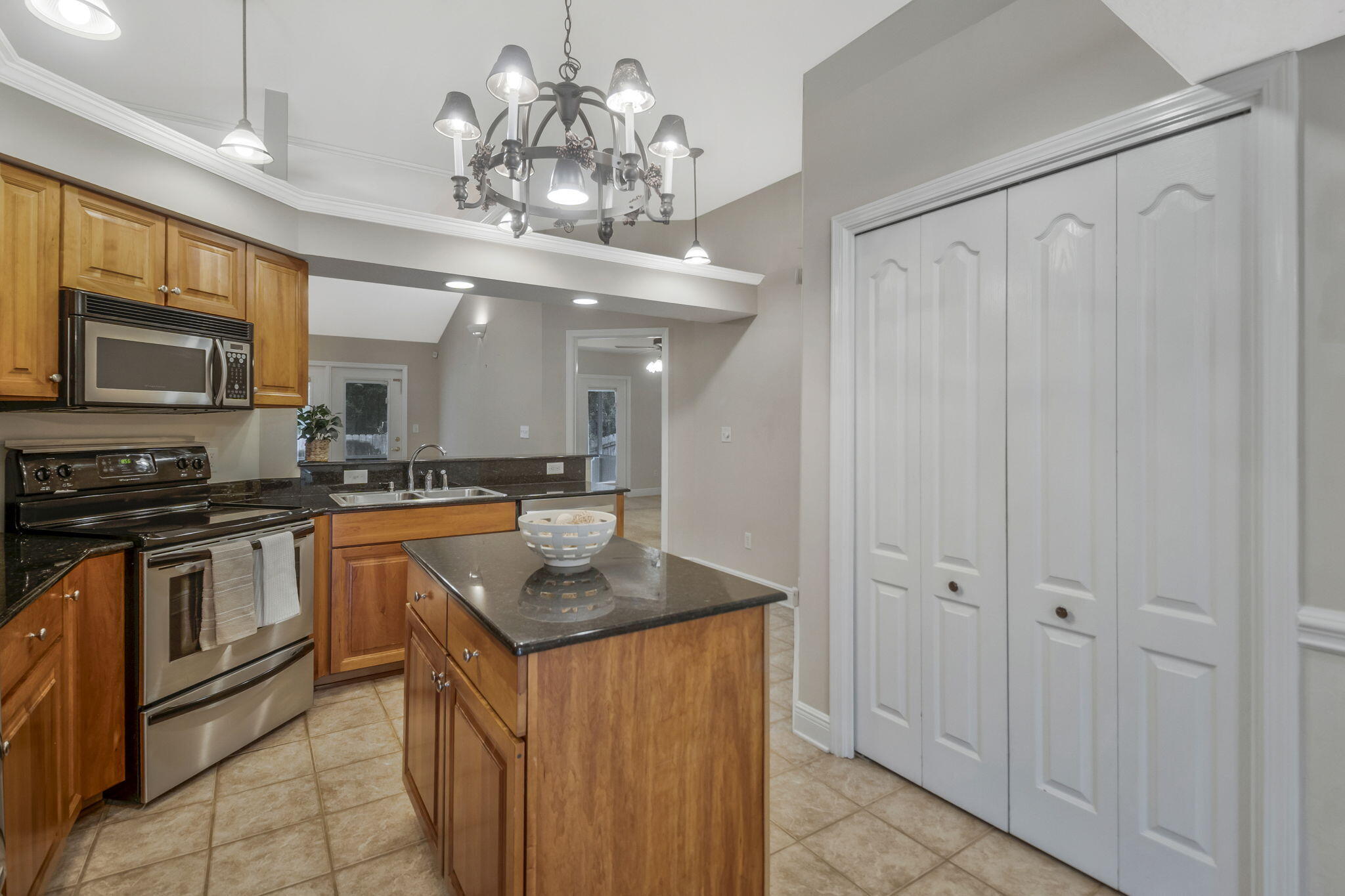 272 Tecumseh Lane