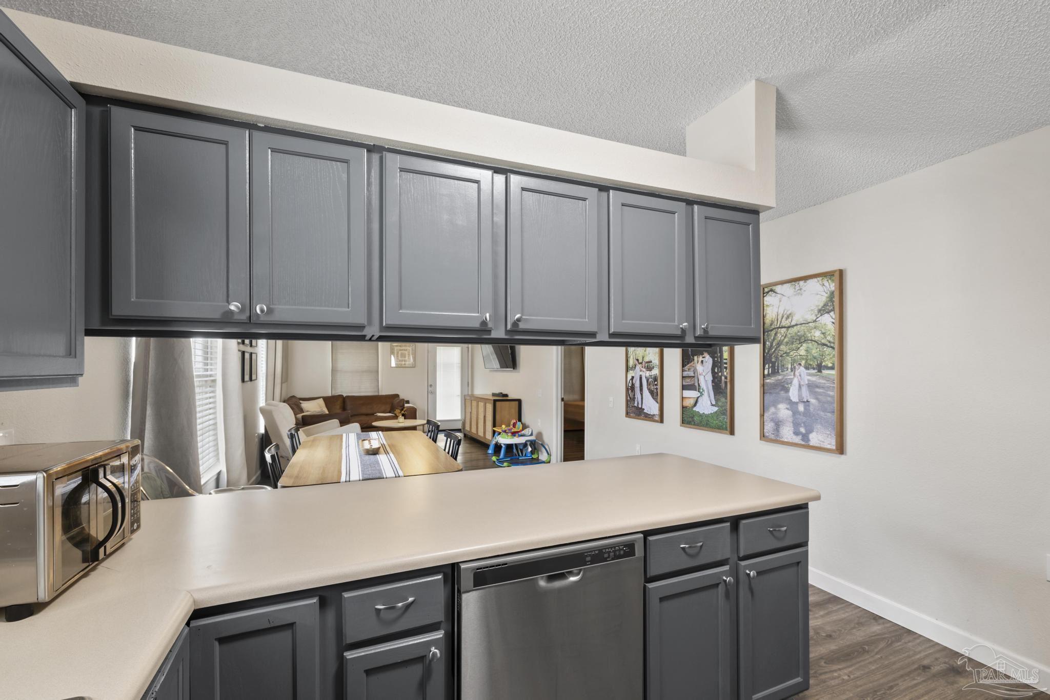 5576 Shadow Shore Pl