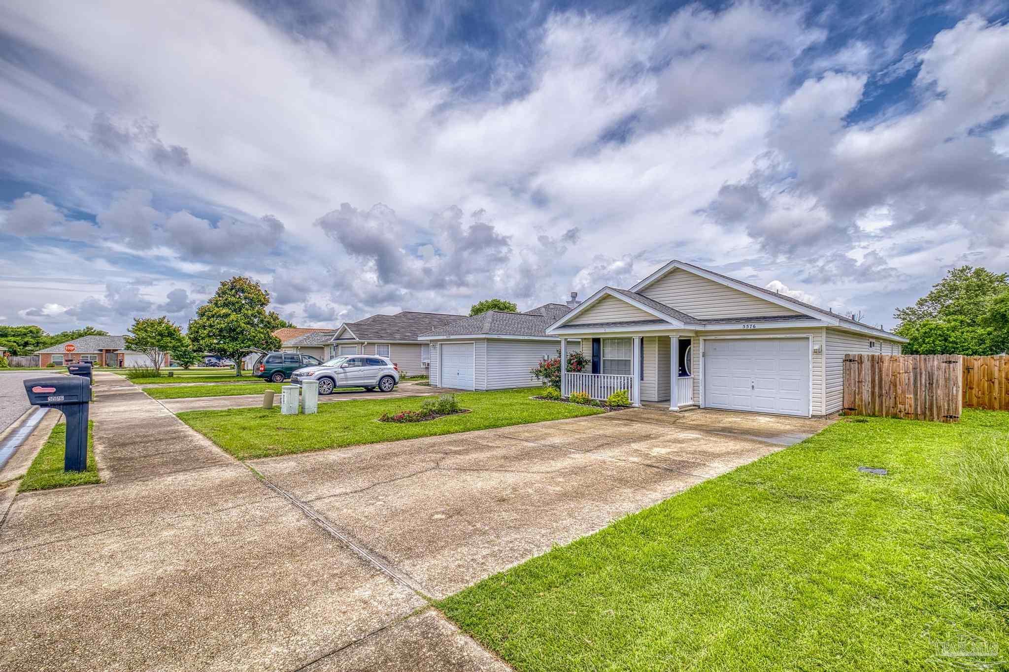 5576 Shadow Shore Pl